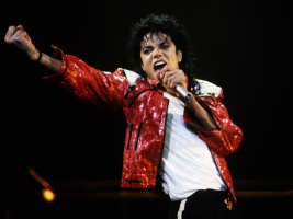 Michael Jackson Very swollen