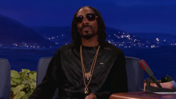 Snoop Dogg (Intro)