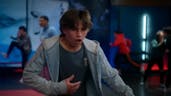 Cobra Kai 5x10 Miguel saves Robby