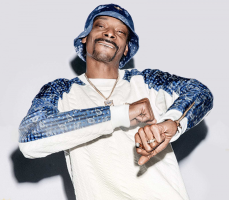 Snoop Dogg shot