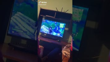 TikTok: My friend here, Justin, is cracked at Fortnite