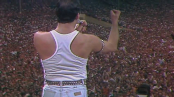 Eeh Ooh Live Aid Mercury Special Crowd