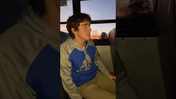 Who driving this bus? Meme Sound Effect - Voicy