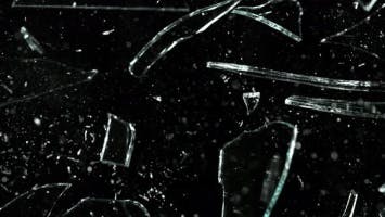 Soundboard oficial Glass Breaking Sound Effects - Voicy